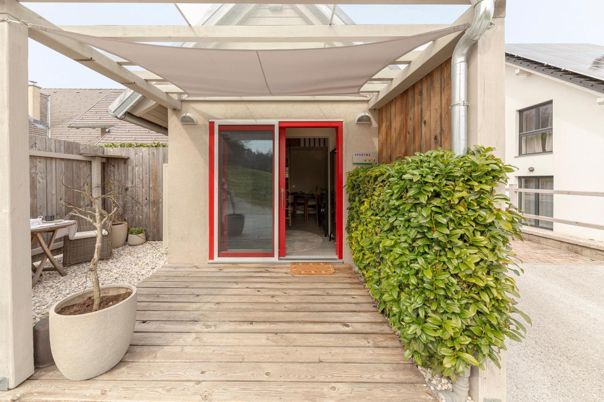 Garden Living Διαμέρισμα Μπλεντ Εξωτερικό φωτογραφία